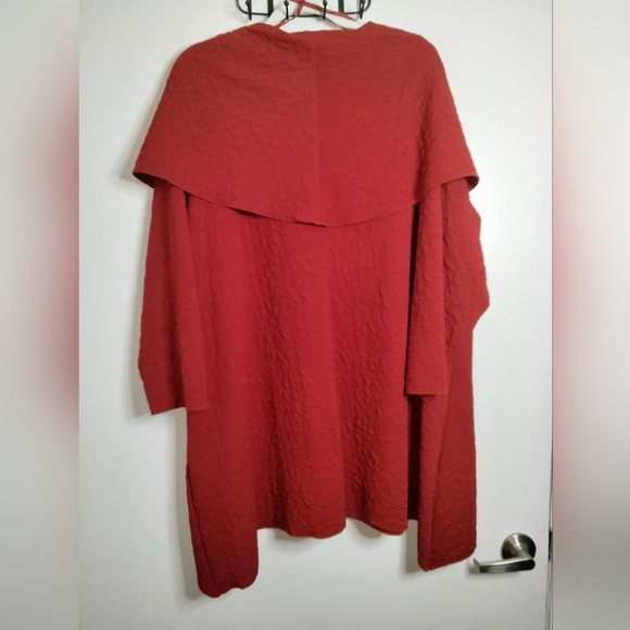 Ali Miles (Size 3X) Red Textured Print Cowlneck/Off-the-Shoulder Top (NEW-NWT) - Picture 10 of 13